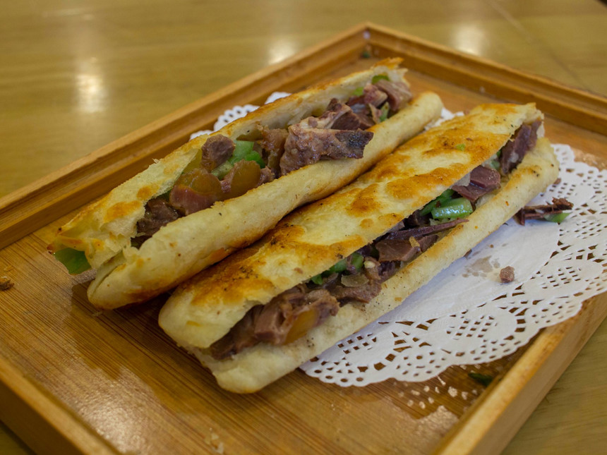 Bánh mì kẹp thịt