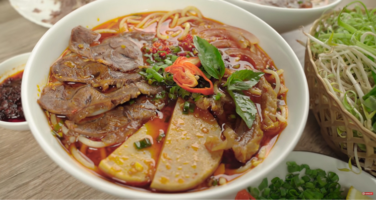 Bún bò Huế ngon xuất sắc