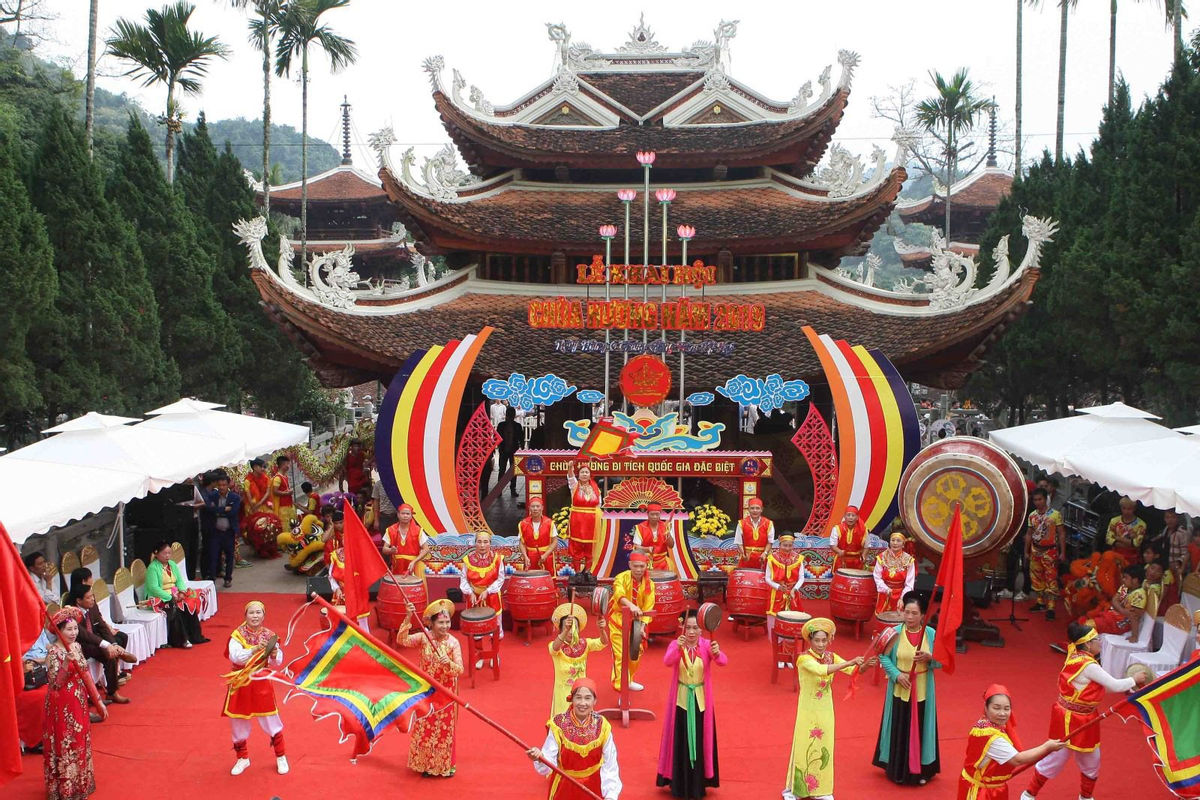 UBND tỉnh Nam Định đã ra thông báo dừng tổ chức chợ Viềng xuân năm 2021